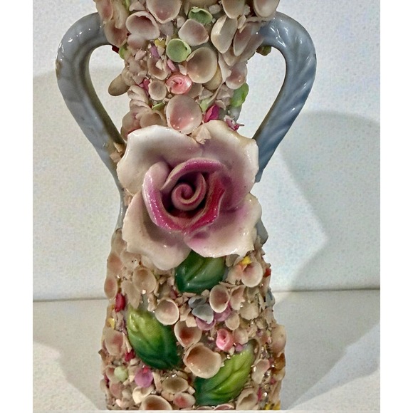 Vintage Porcelain Vase Elaborate Shell Flower Applique Romantic French Country - Picture 2 of 10